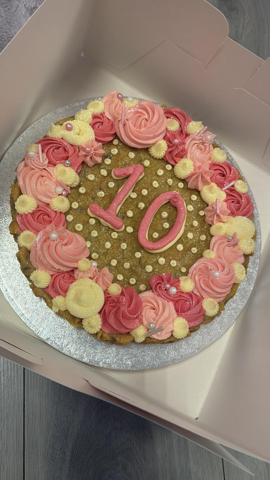 Floral 10th cookie cake